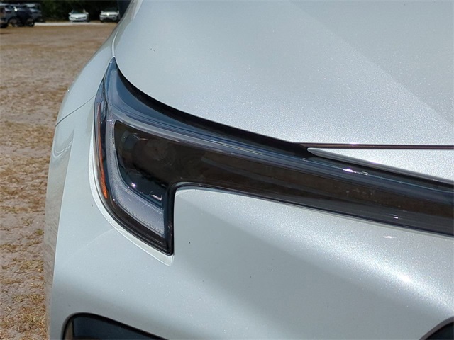 Vehicle image 10 of 26