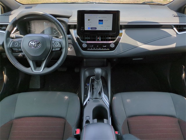 Vehicle image 14 of 26