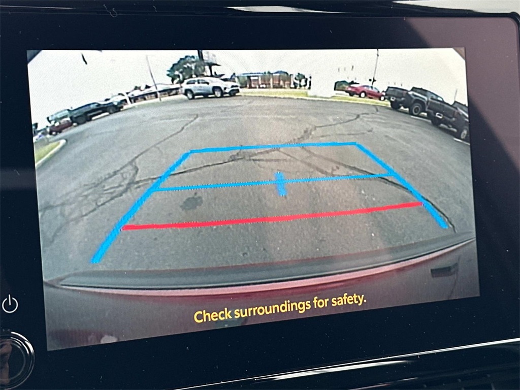 Vehicle image 25 of 38