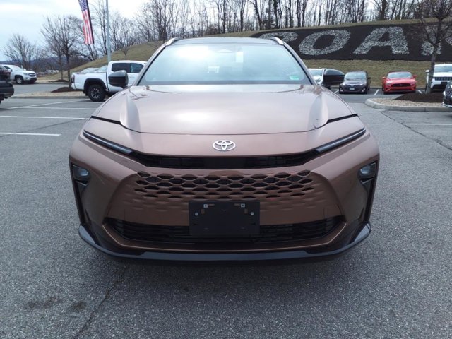 Vehicle image 4 of 23