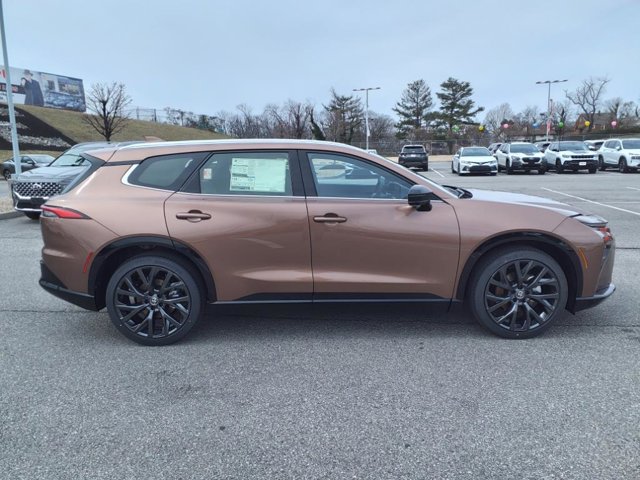 Vehicle image 7 of 23