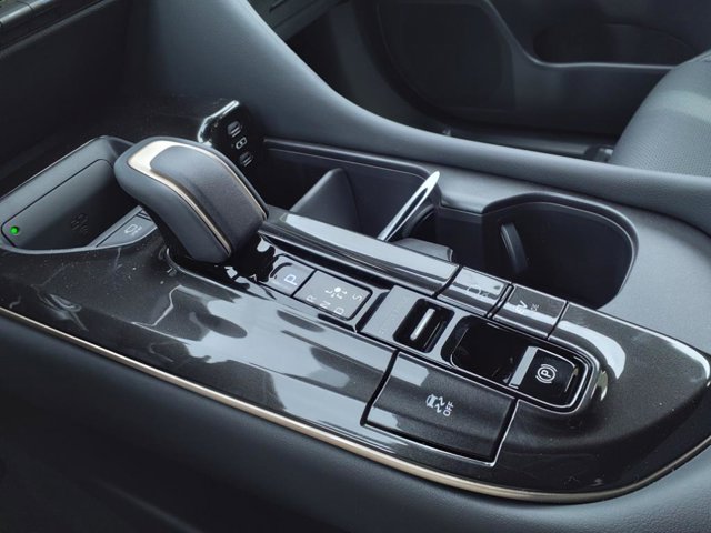Vehicle image 23 of 23