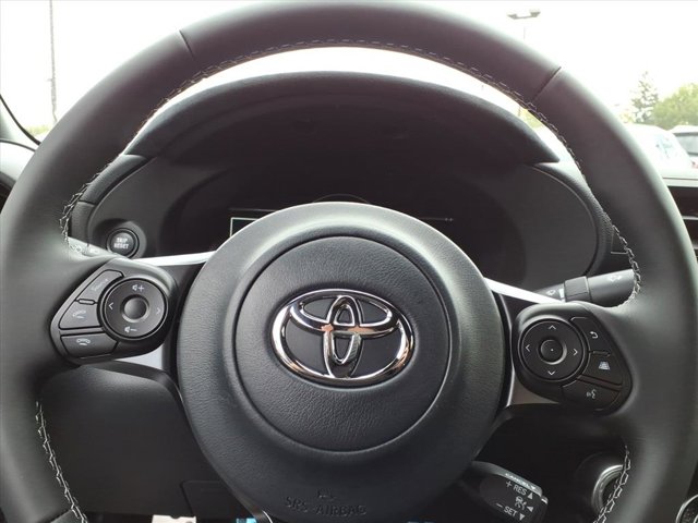 2025 Toyota GR86 Premium Image 20 of 21