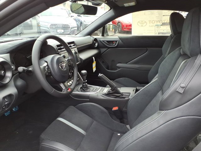 2025 Toyota GR86 Premium Image 11 of 21