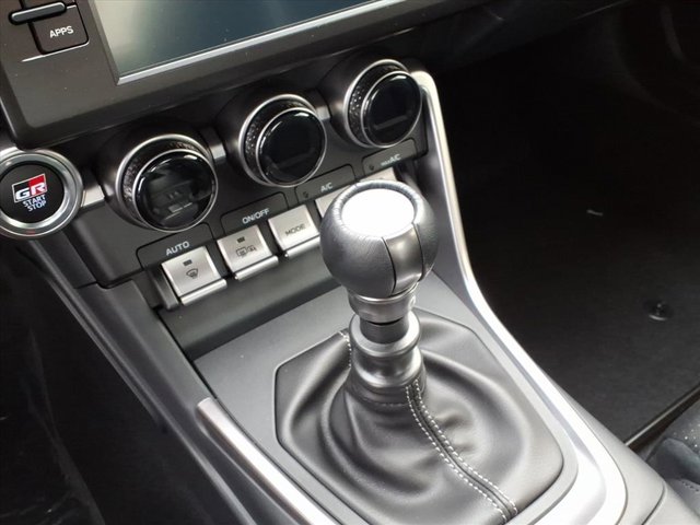 2025 Toyota GR86 Premium Image 14 of 21