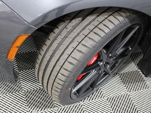Vehicle image 12 of 13
