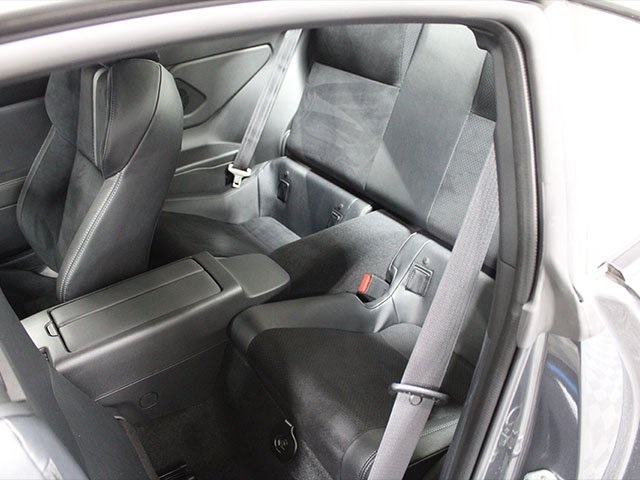 Vehicle image 10 of 13
