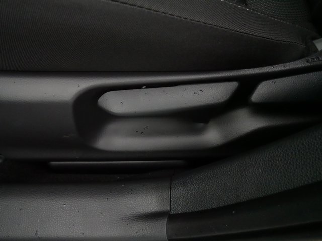 Vehicle image 24 of 36