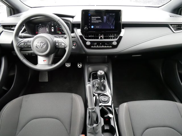 Vehicle image 17 of 36