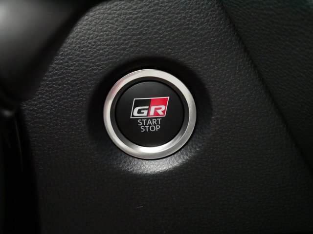Vehicle image 26 of 36
