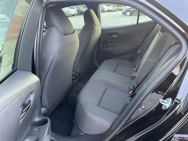 Vehicle image 13 of 25