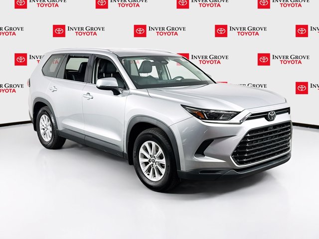 2025 Toyota Grand Highlander Hybrid XLE Image 3 of 22