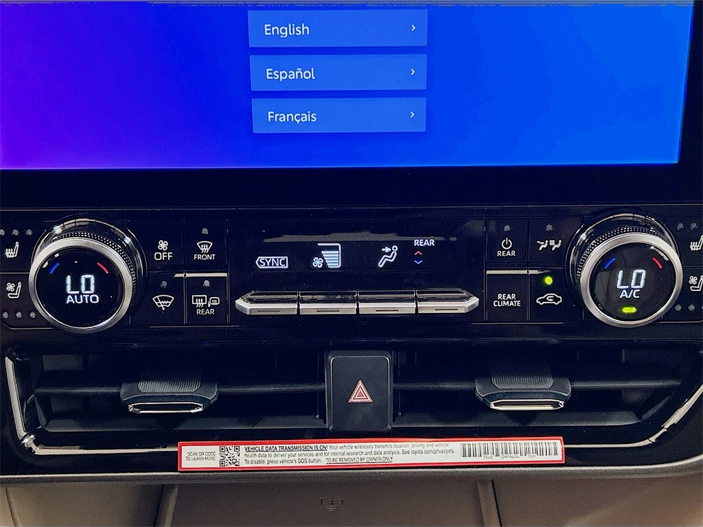 2025 Toyota Highlander Limited Image 29 of 31