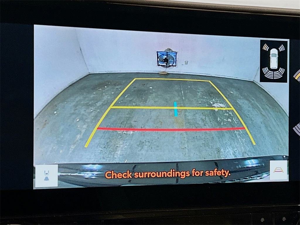 2025 Toyota Highlander Limited Image 23 of 31