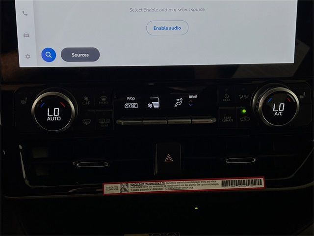 Vehicle image 22 of 39
