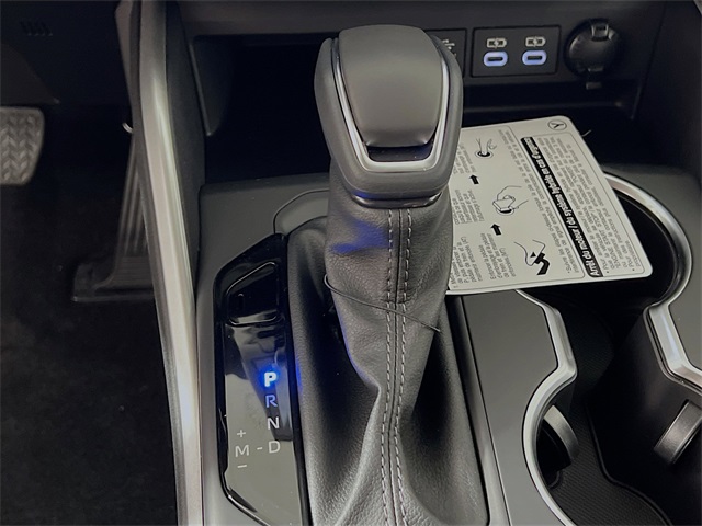 Vehicle image 20 of 39