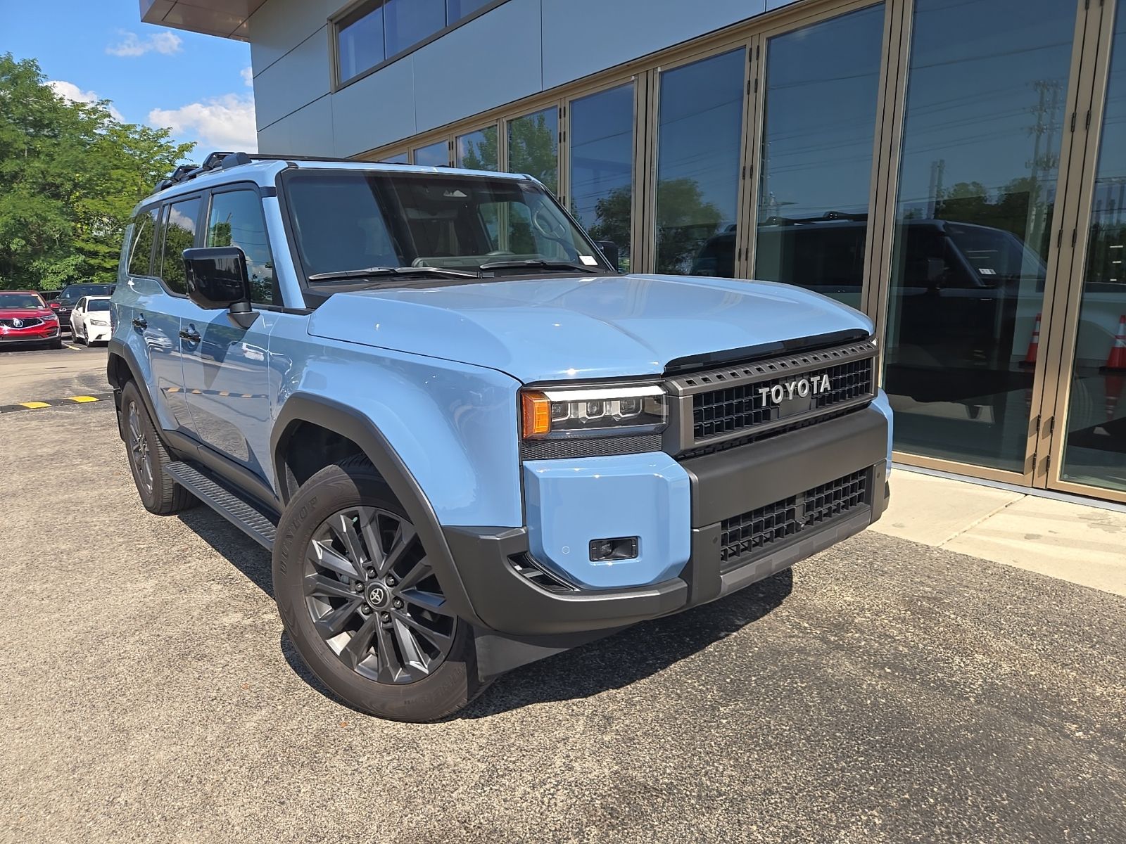 2025 Toyota Land Cruiser Base Image 1 of 77