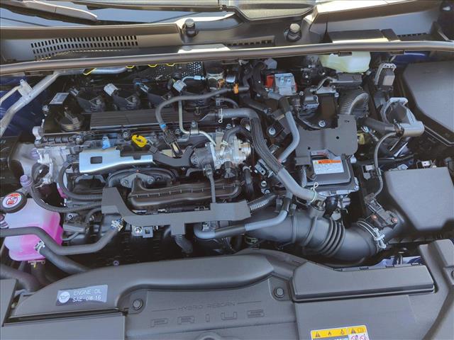 2025 Toyota Prius Limited Image 8 of 18