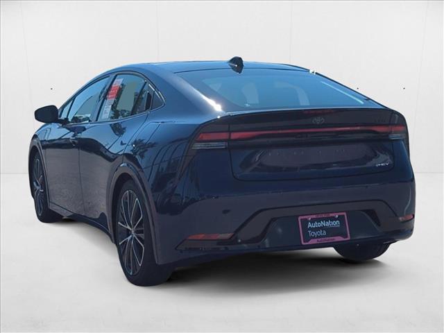 2025 Toyota Prius Limited Image 6 of 18