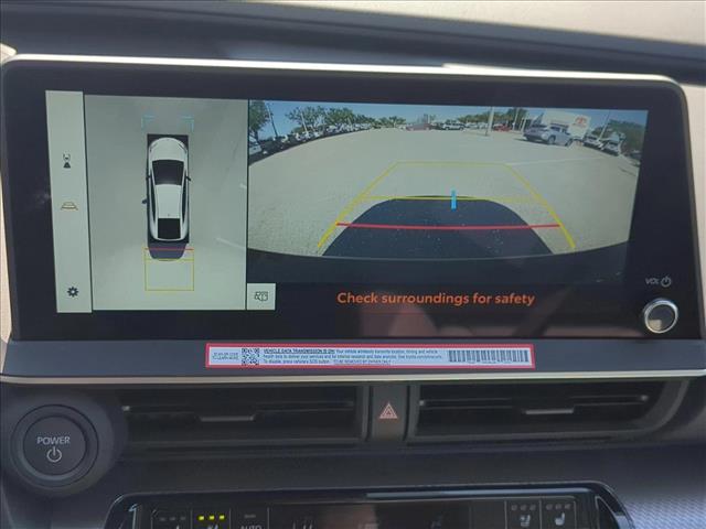 2025 Toyota Prius Limited Image 14 of 18