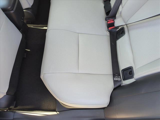 2025 Toyota Prius Limited Image 17 of 18