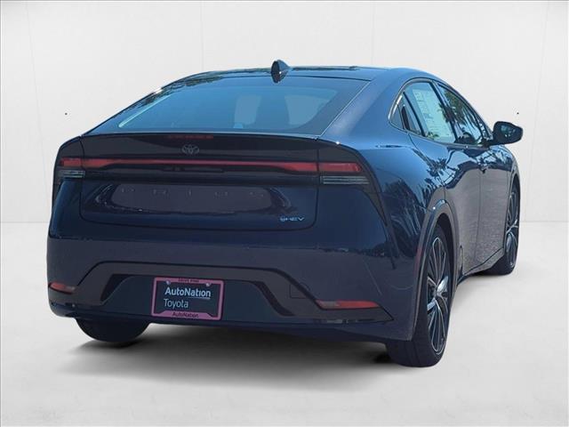 2025 Toyota Prius Limited Image 4 of 18
