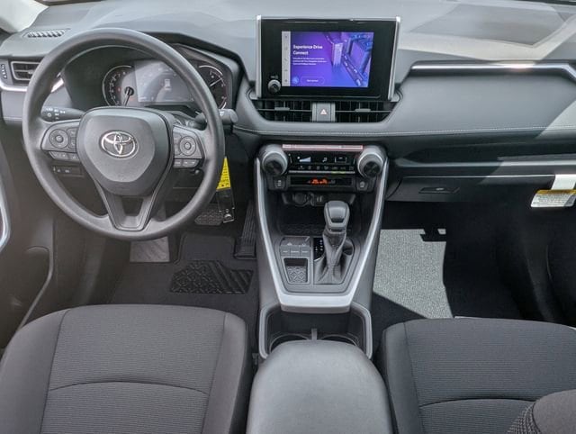 Vehicle image 9 of 21