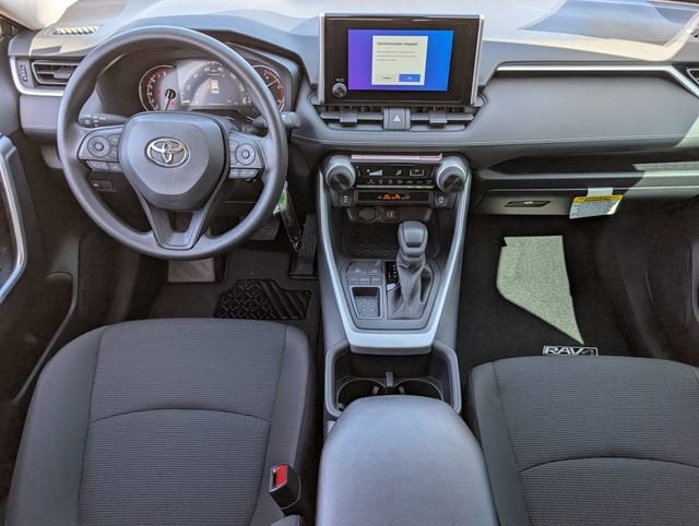 Vehicle image 10 of 21