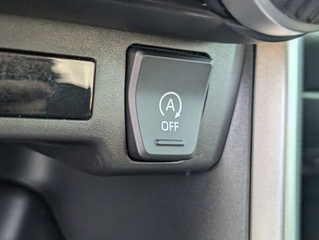 Vehicle image 21 of 21
