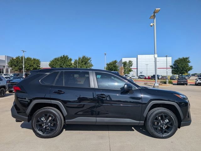Vehicle image 3 of 21