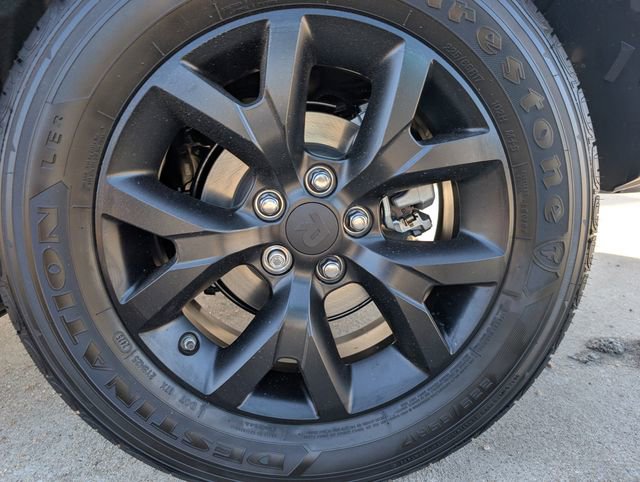 Vehicle image 6 of 21