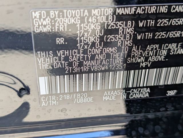 Vehicle image 18 of 21