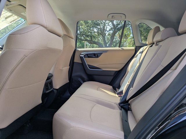 2025 Toyota RAV4 LE Image 12 of 28