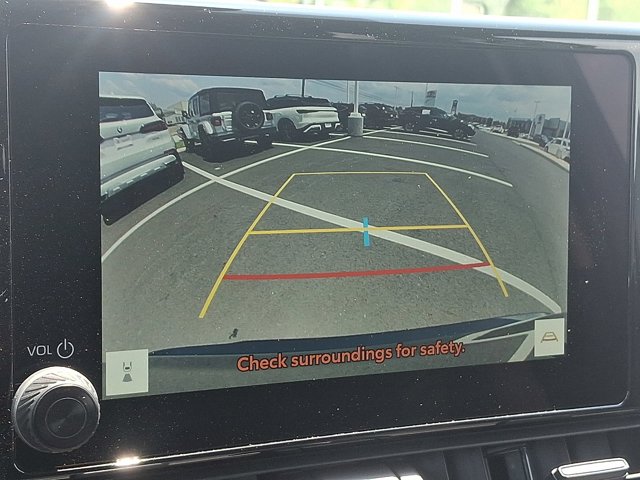 Vehicle image 15 of 24