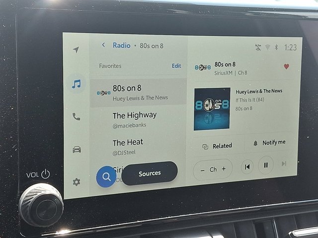 Vehicle image 14 of 24