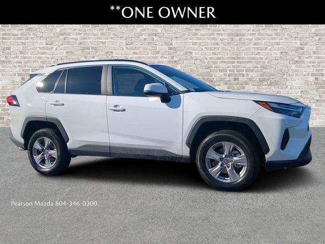 2025 Toyota RAV4 XLE Image 1 of 27