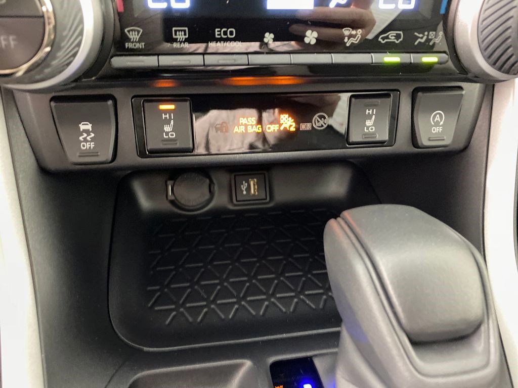 2025 Toyota RAV4 XLE Image 29 of 29
