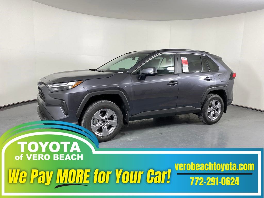 2025 Toyota RAV4 XLE Image 2 of 29