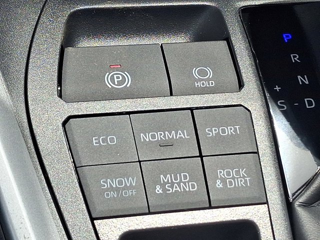 Vehicle image 20 of 24