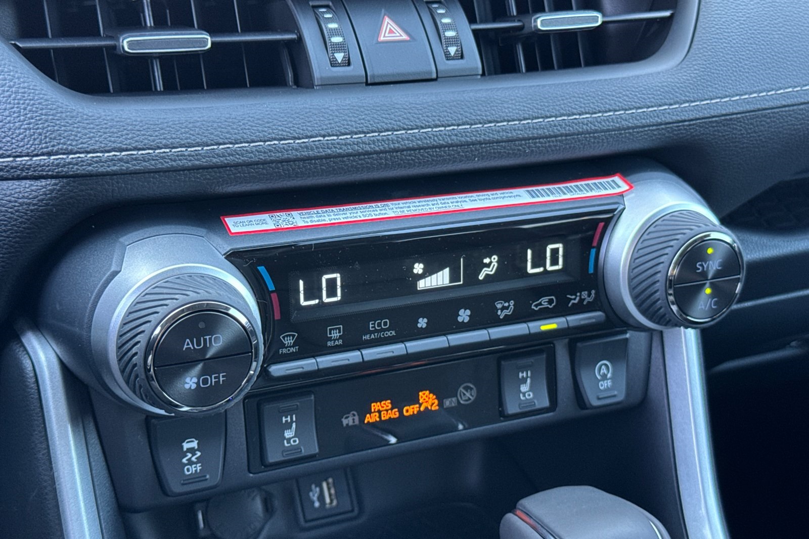 2025 Toyota RAV4 XLE Premium Image 26 of 27