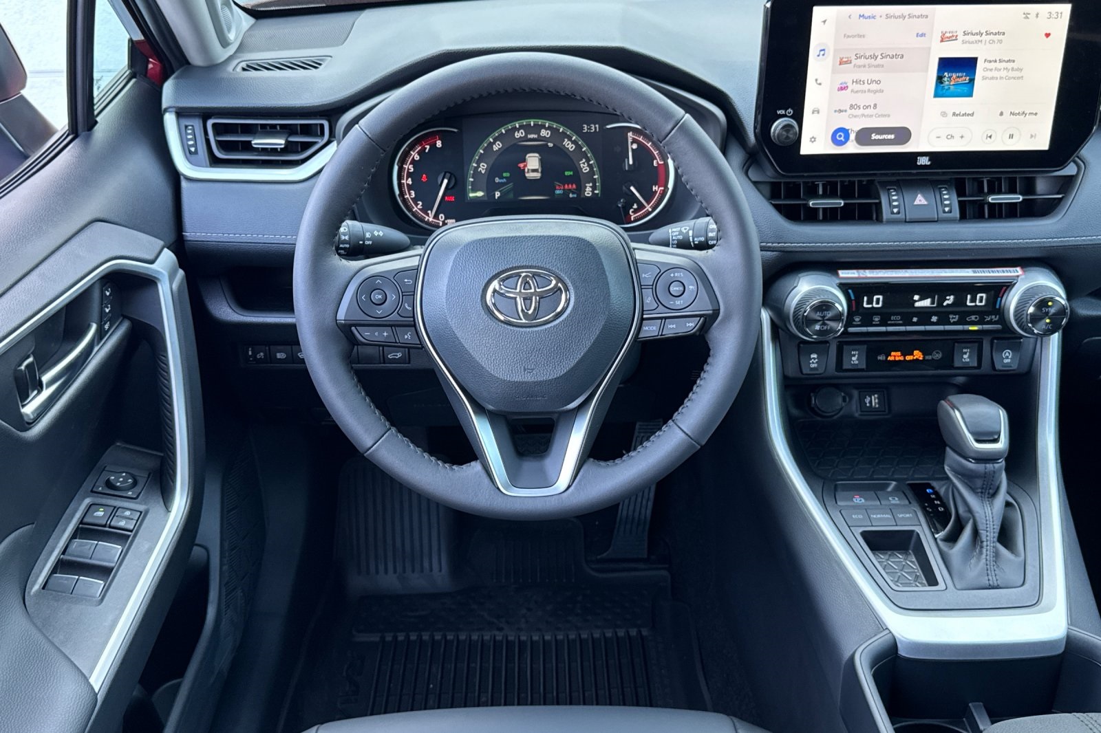 2025 Toyota RAV4 XLE Premium Image 15 of 27
