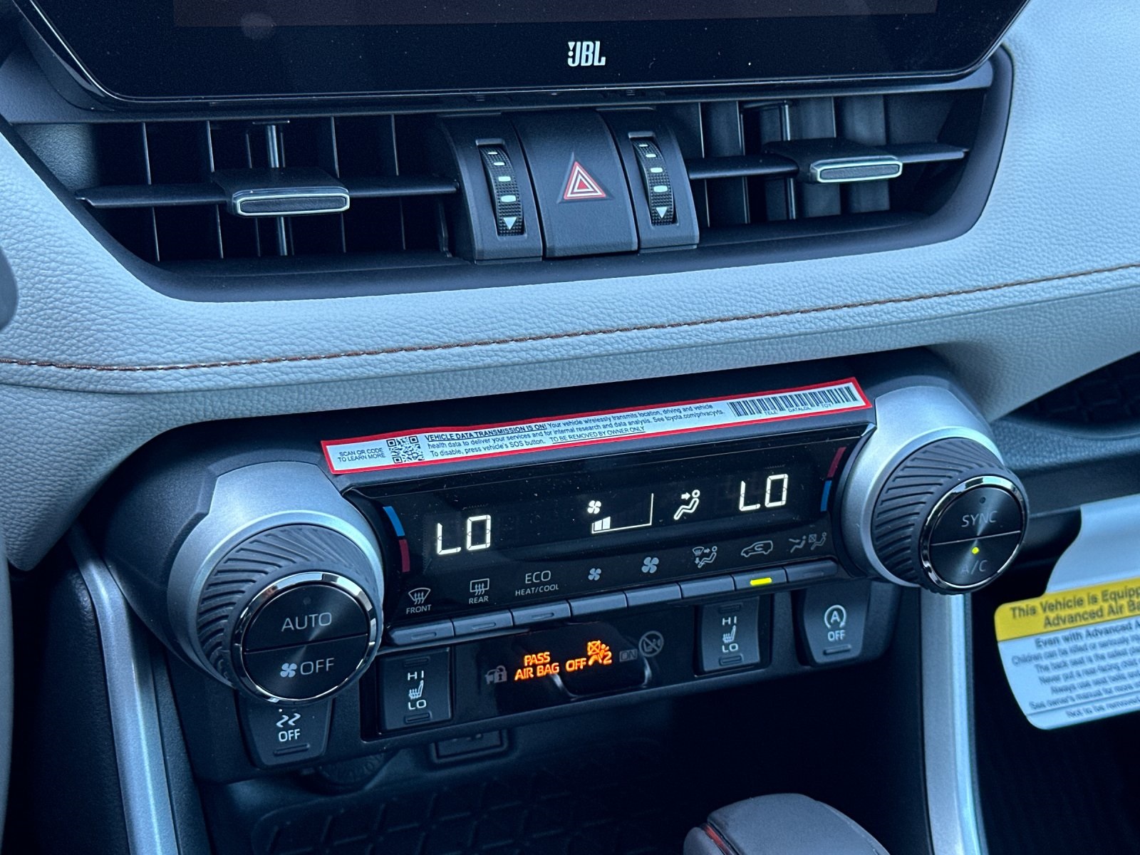 2025 Toyota RAV4 XLE Premium Image 25 of 34