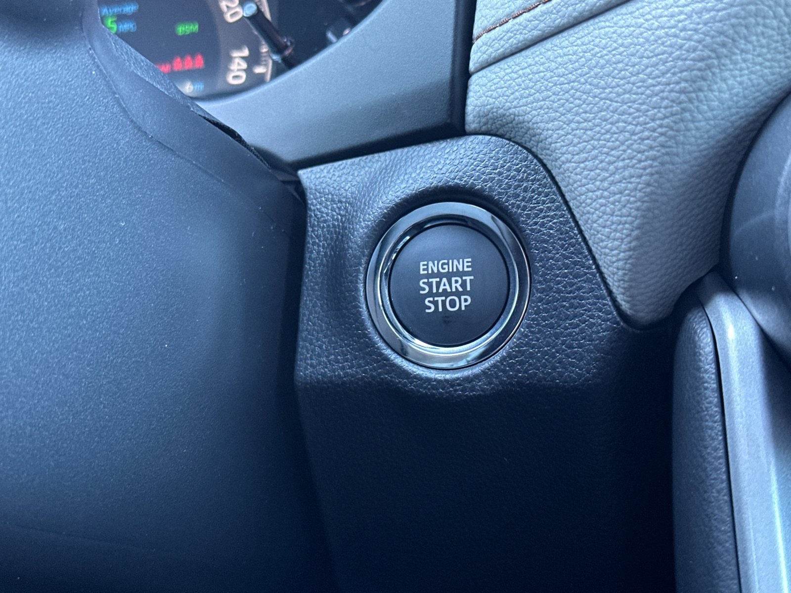 2025 Toyota RAV4 XLE Premium Image 21 of 34