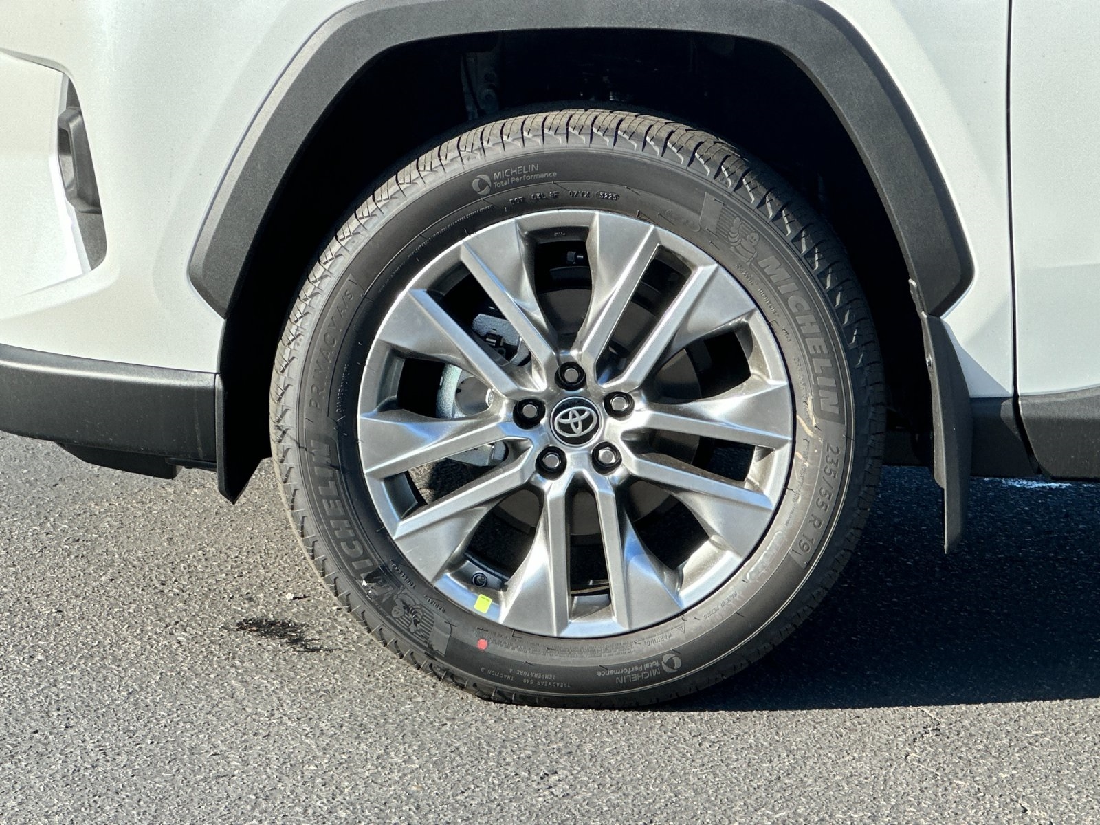 2025 Toyota RAV4 XLE Premium Image 9 of 34