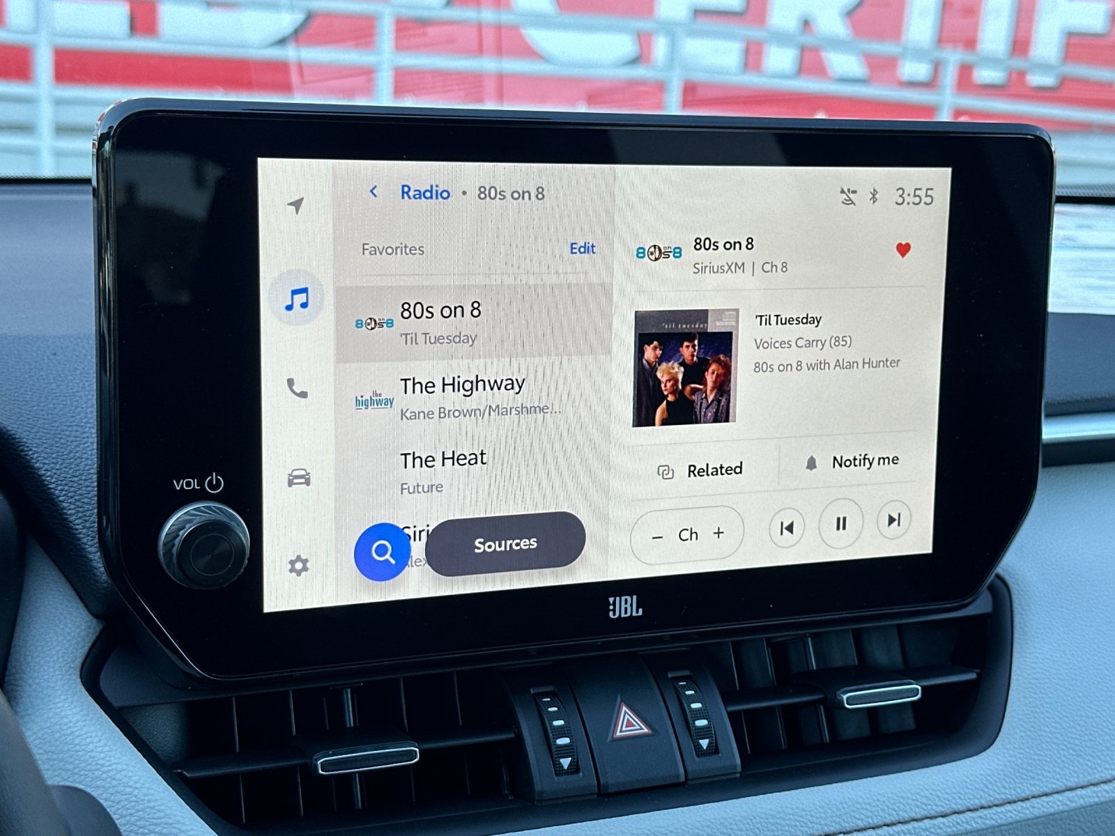 2025 Toyota RAV4 XLE Premium Image 17 of 34