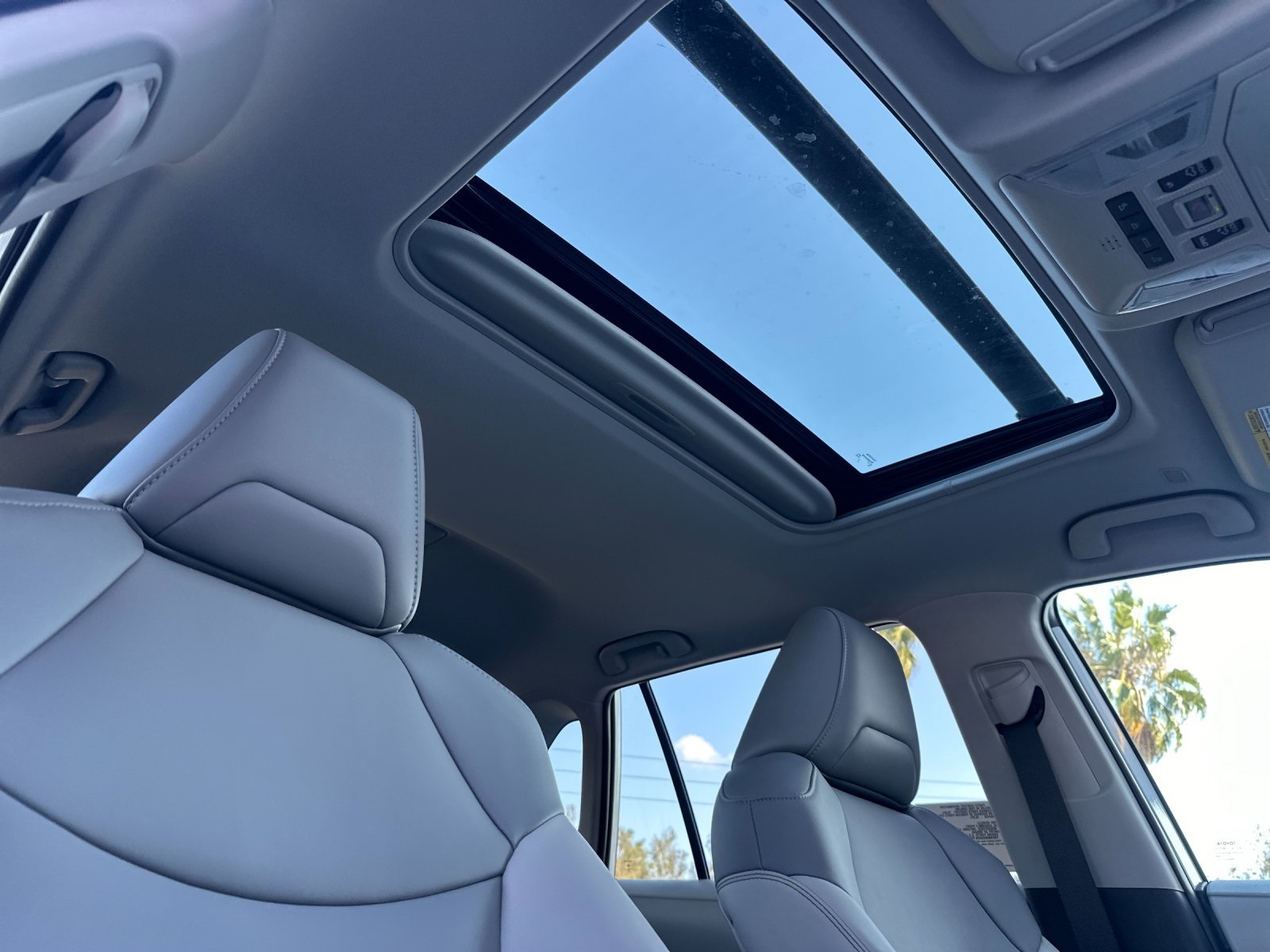 2025 Toyota RAV4 XLE Premium Image 12 of 34