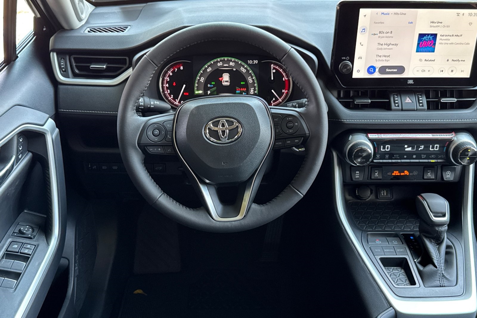 2025 Toyota RAV4 XLE Premium Image 14 of 28