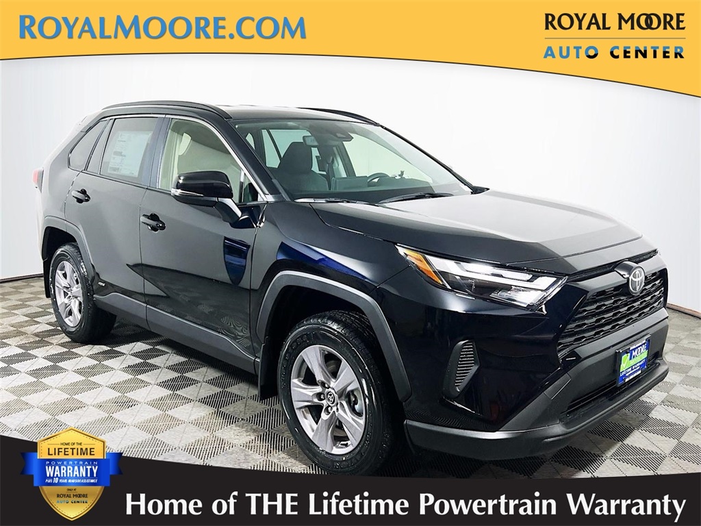 2025 Toyota RAV4 Hybrid XLE Image 3 of 31