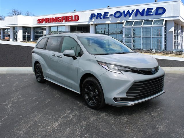 Vehicle image 3 of 18