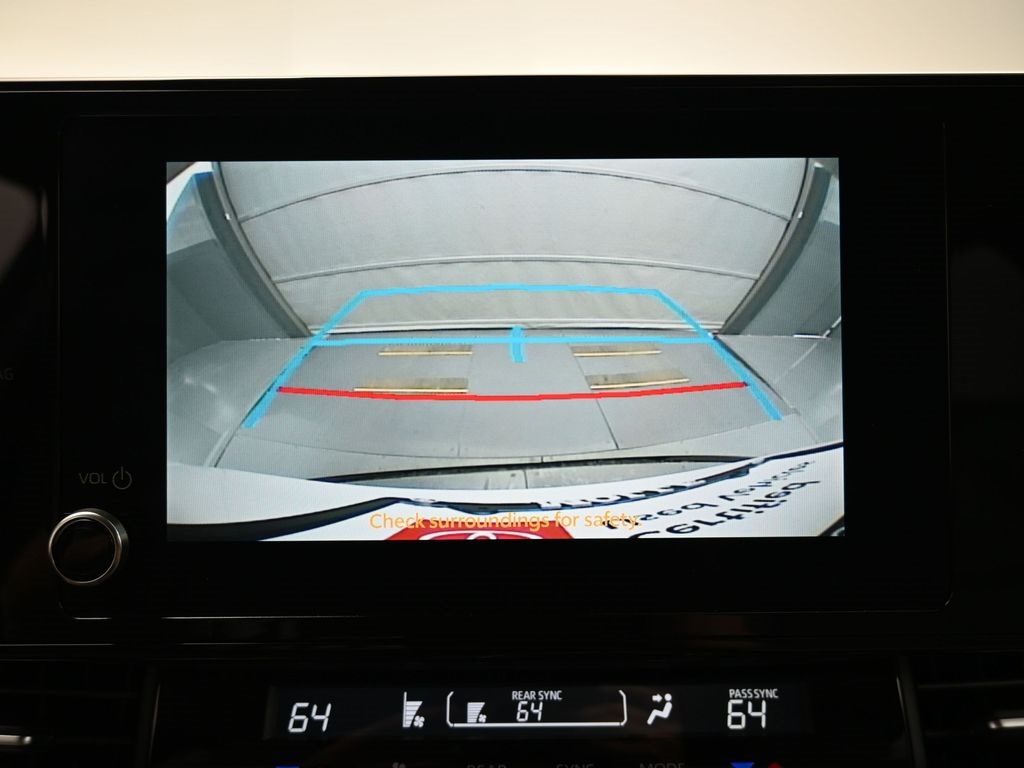 Vehicle image 20 of 33